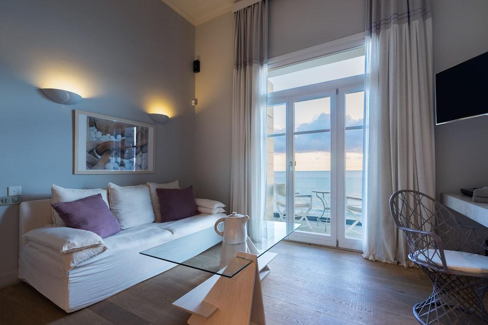 Dexamenes Seaside Hotel คูโรตา ภายนอก รูปภาพ
